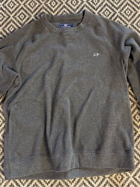 Vineyard Vines Men's Crewneck Sweater in Charcoal